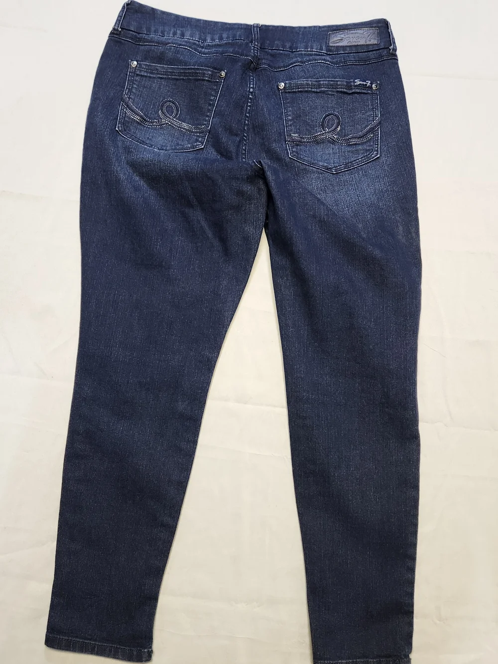 Seven7 Women's Dark Blue Skinny Jeans with Embroidered Back Pocket Size 14